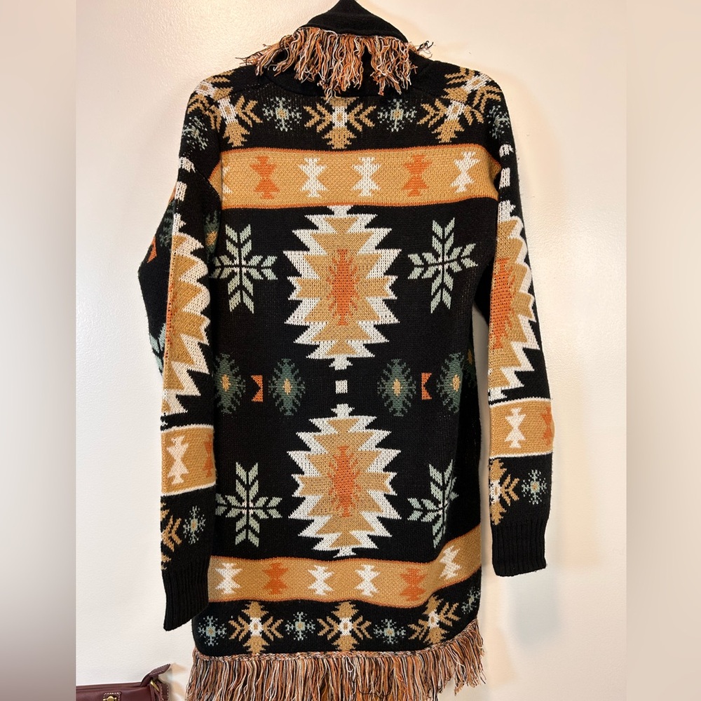Buckle BKE Southwestern Fringe Open Flyaway Cardigan Sweater Women’s Medium - Picture 5 of 8